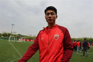 万博体育全站APP-美因茨主帅亨里克森下课